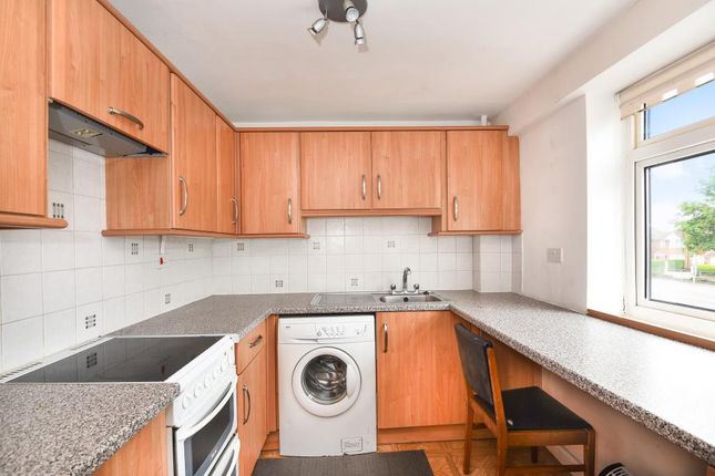 Flat to rent in Kidlington, Oxfordshire
