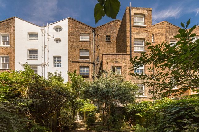 Terraced house for sale in Canonbury Square, Canonbury