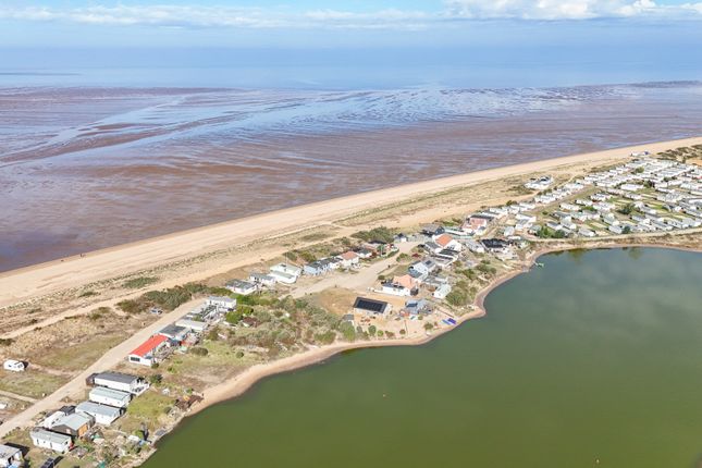 39 The Beach, Snettisham, Norfolk photo 3