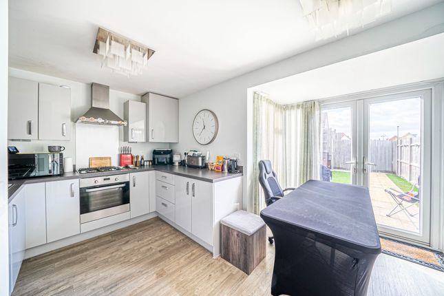 16 Heathcote Road, Picket Piece, Andover photo 4