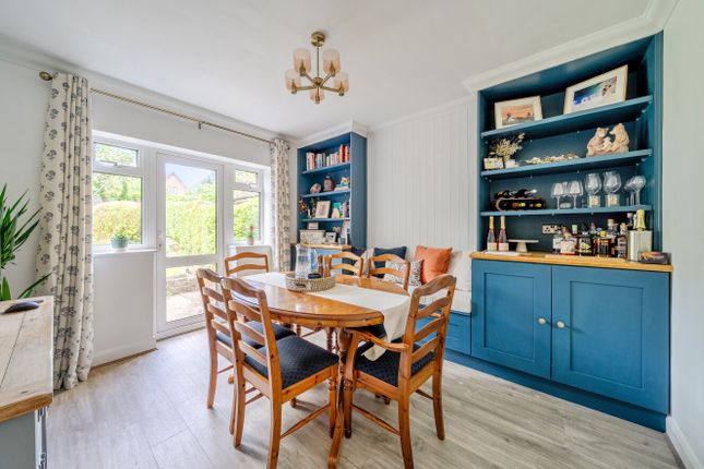 15, Highfield Gardens, Hampshire photo 4