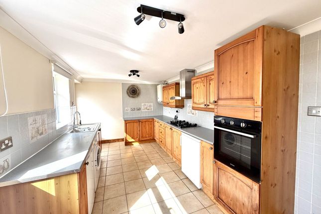 41, Saxons Heath, Abingdon On Thames photo 2