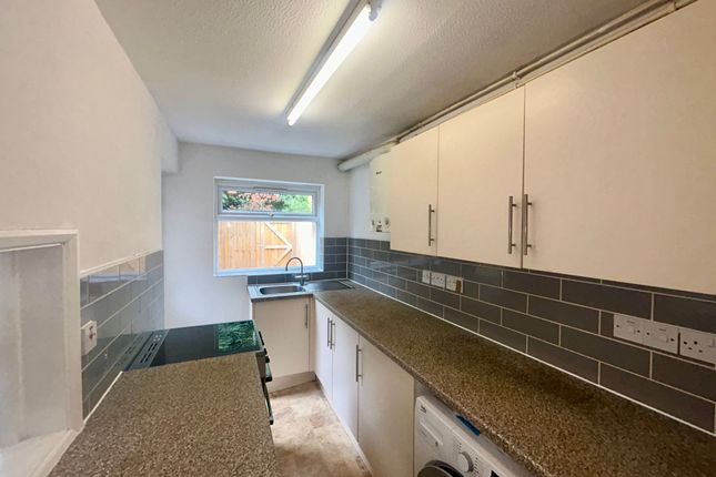10, Cleveland Gardens, BURGESS HILL photo 4