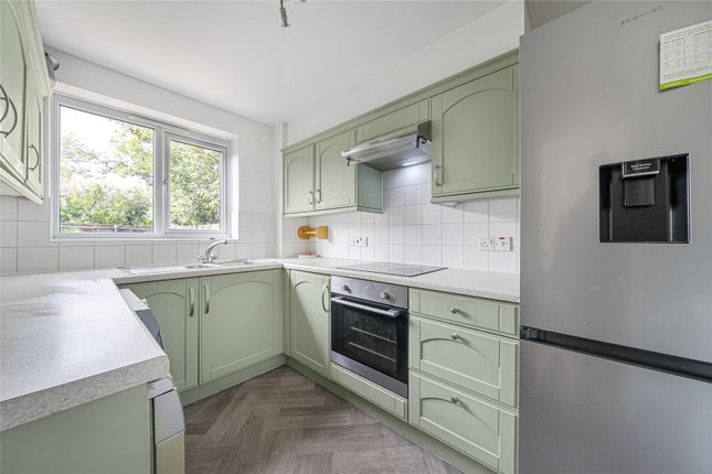 32, Morgan Drive, Kent photo 3