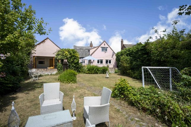 4, Holland Road, Little Clacton photo 2