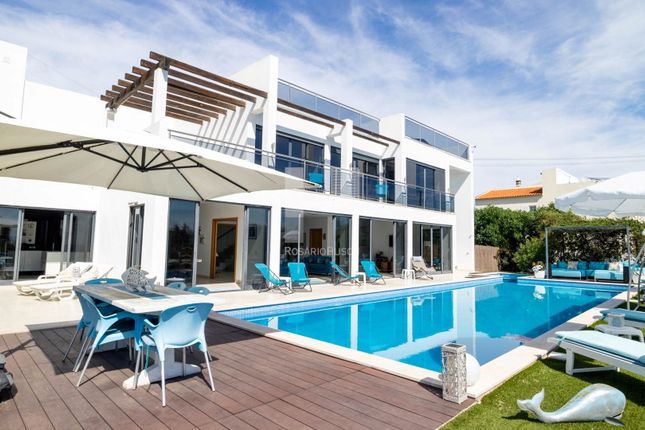 Villa for sale in Loulé, Portugal