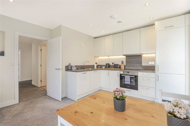 Flat 204,, Osprey House, Reading photo 3