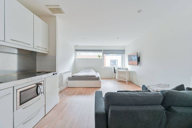 Studio for sale in Long Lane, London Bridge, London