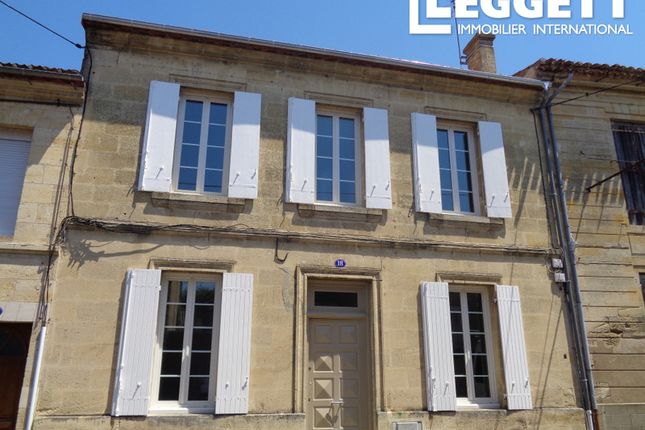 Villa for sale in Castillon-La-Bataille, Gironde, Nouvelle-Aquitaine