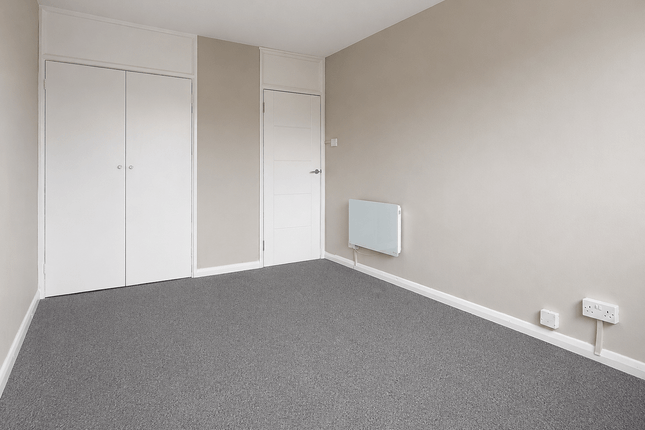 Flat 30, Hind House, 74 Hornsey Road, LONDON photo 2