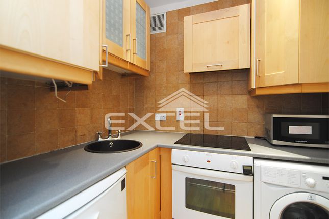 Flat 1, 197, Hammersmith Grove, Shepherds Bush photo 2