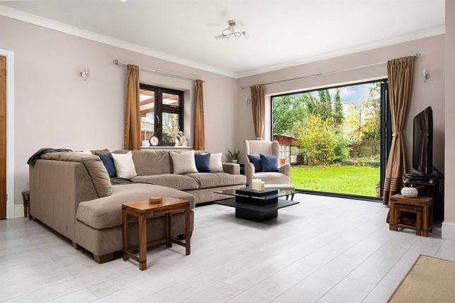 222, Bath Road, Hounslow photo 2