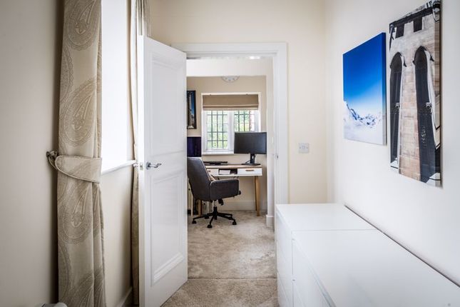 Flat for sale in Flat 4 Shaw House, Banstead