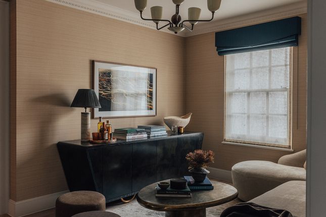 Flat 8, 36, Hertford Street, London photo 3