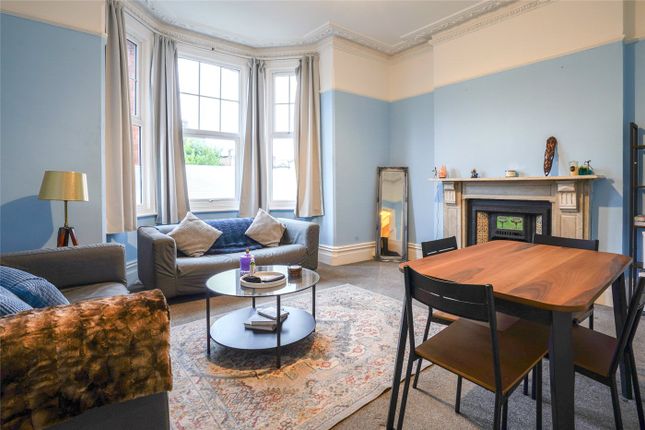 GFF, 24, Thorncliffe Road, London photo 2