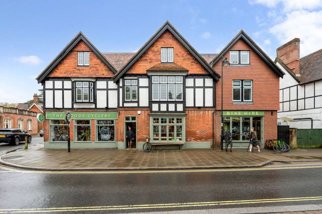 Flat 4, 56, High Street, Lyndhurst photo 3