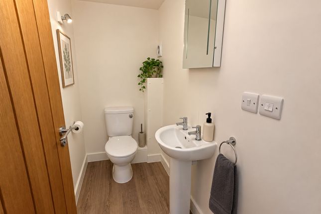 Flat 1, 160 Armada Way, Plymouth photo 5