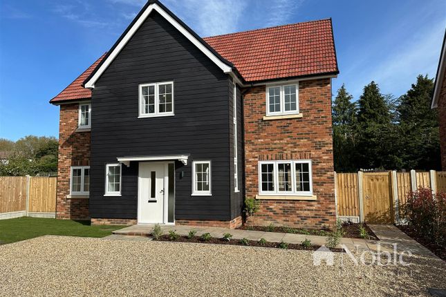 Thumbnail Detached house for sale in Broadfield Road, Takeley, Bishop's Stortford