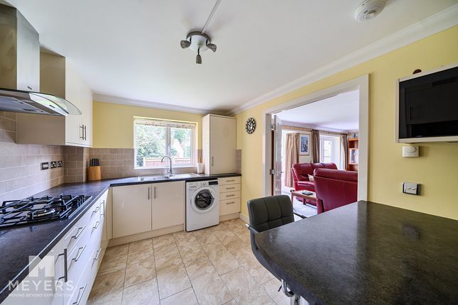 Flat F2 The Club House, 17, Aldridge Road, Ferndown photo 3