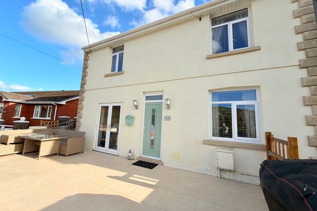 1 Heol Tynton, Bridgend photo 2
