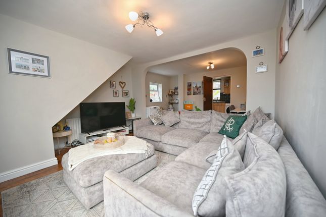 61, Cumberland Drive, Barnsley photo 2