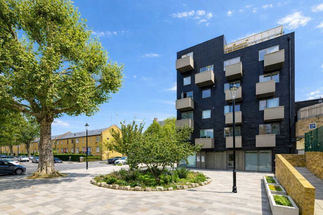 2-bed flat on Flat 10, 4, Bevington Road, London, £800,000