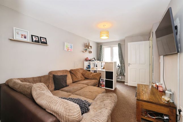 49, Ramsay Road, Calne photo 3