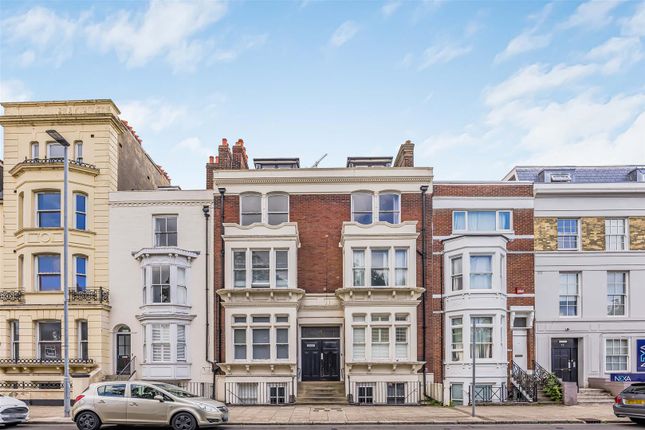 Flat 7, 12 Hampshire Terrace, Southsea-Small-Porti
