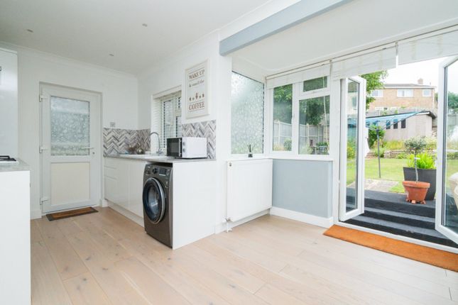 2, Babs Oak Hill, Canterbury photo 3