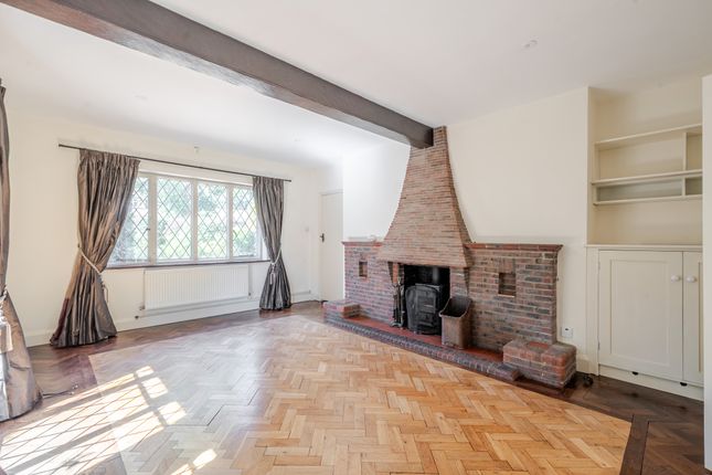 Lanthorns, Farm Lane, Ashtead photo 2
