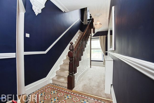 33, Merthyr Road, Pontypridd photo 2