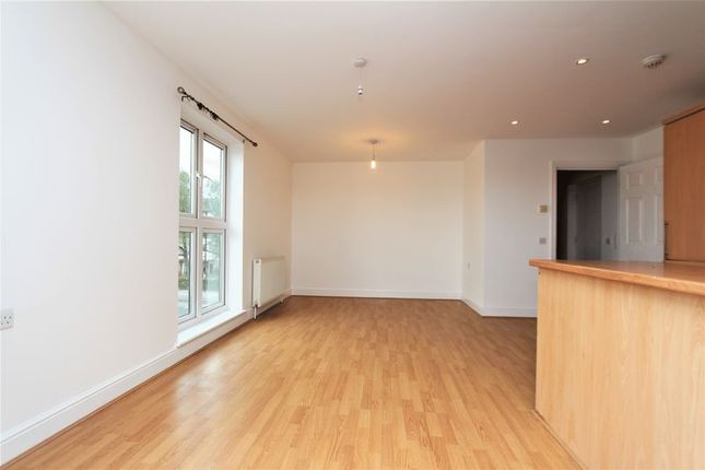 13 Narev Court, Hertford Road, London photo 5
