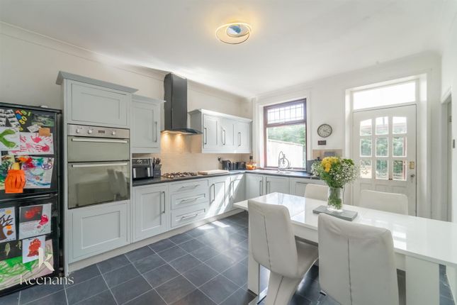 16, Robert Street, Rossendale photo 2