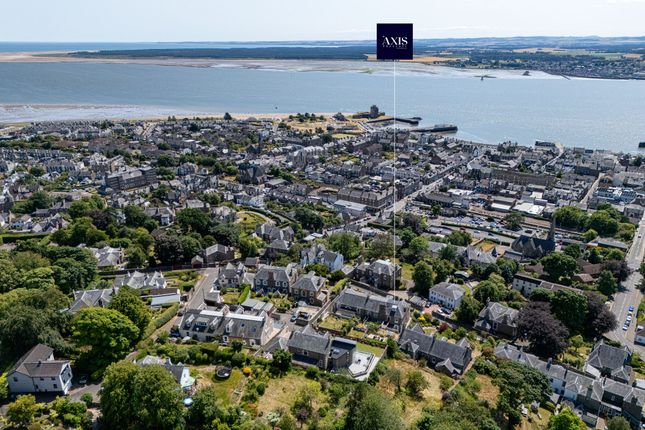 2-bed flat on 5a Hill Street, Dundee, £260,000