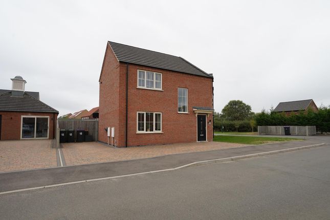 18, Coteland Road, Ruskington photo 4