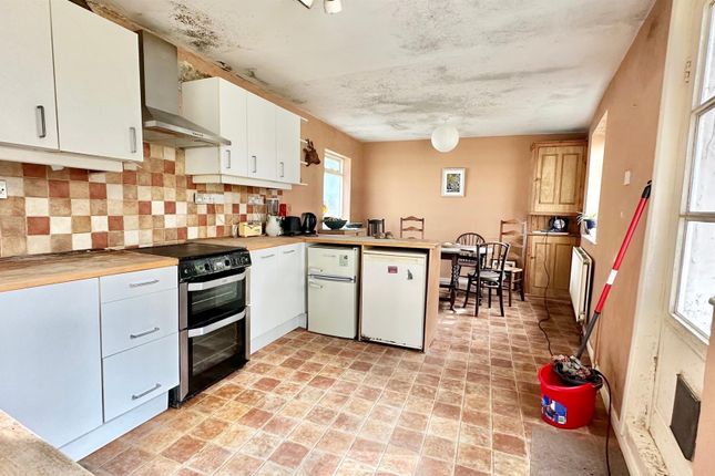 Town house for sale in St. Marys Terrace, Hastings
