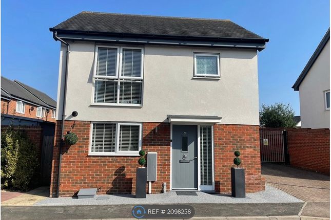 Thumbnail Detached house to rent in North Lane, Gravesend