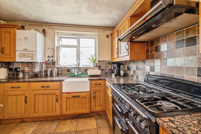 42, Canfield Road, Essex photo 4