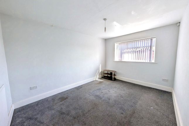 32, Belle Vue Court, Stockton-on-Tees photo 4
