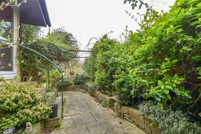 Clarendon Road, Dover photo 5