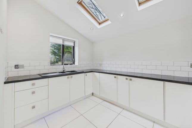 801, Manchester Road, Sheffield photo 4