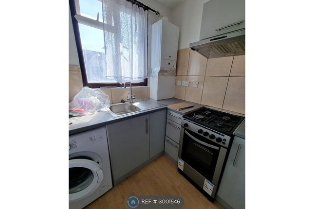 Woodlands Road, St Floor, Southall photo 5