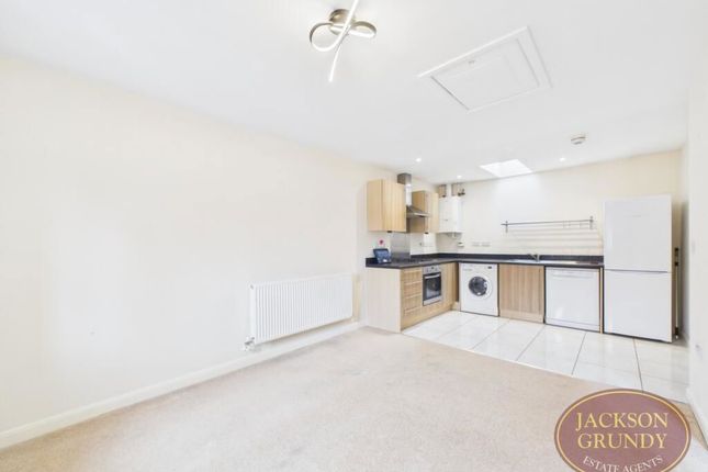 40, Narrowboat Lane, Northampton photo 4