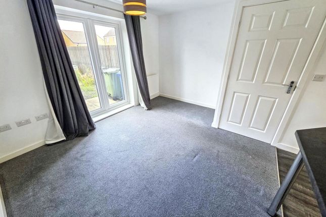 7, Toft Court, Cramlington photo 4
