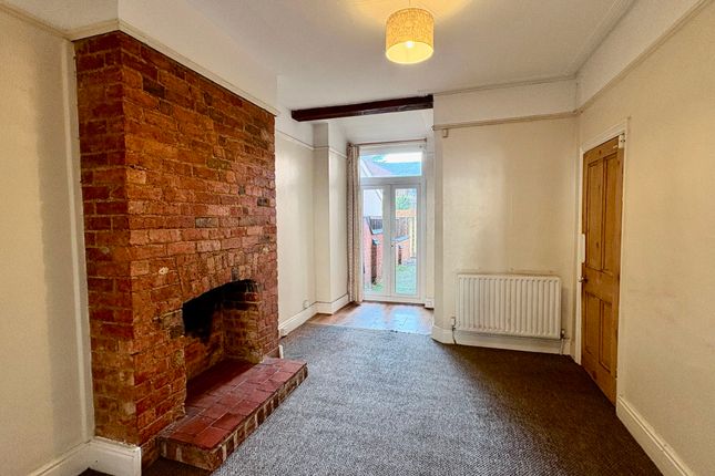 12 Albany Road, Northampton photo 3