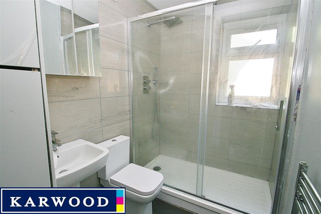 12, Packet Boat Lane, West Drayton photo 5