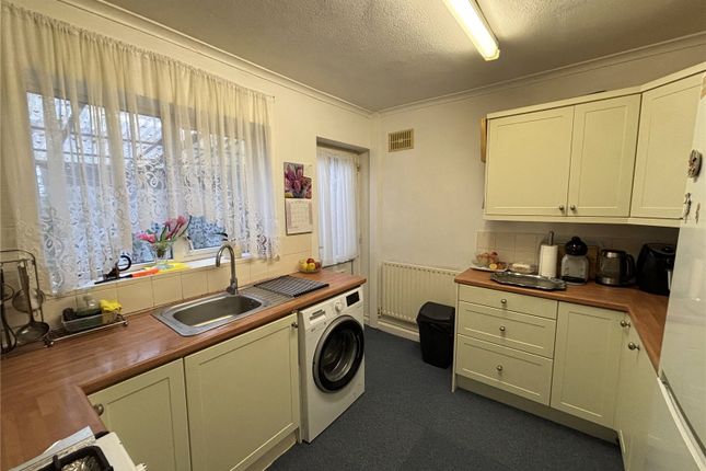 100, Bottetourt Road, West Midlands photo 3