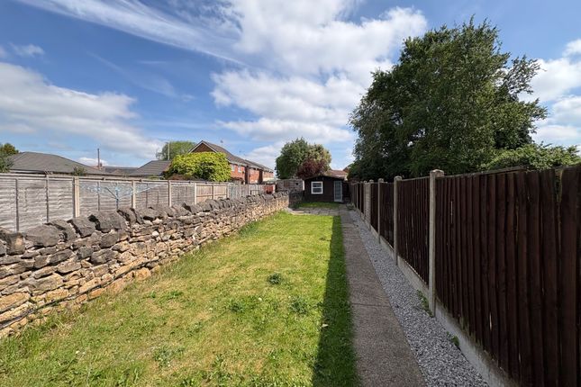 21, Sutton-in-Ashfield photo 3