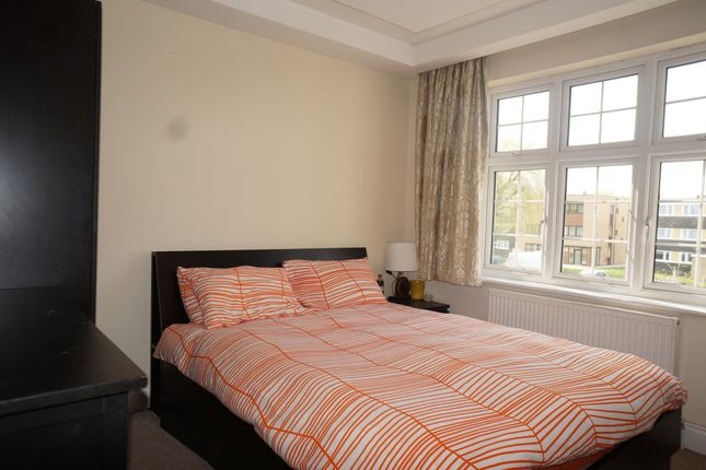 Detached house for sale in Willesden, London