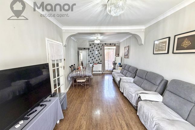 24 Browning Road, London photo 2